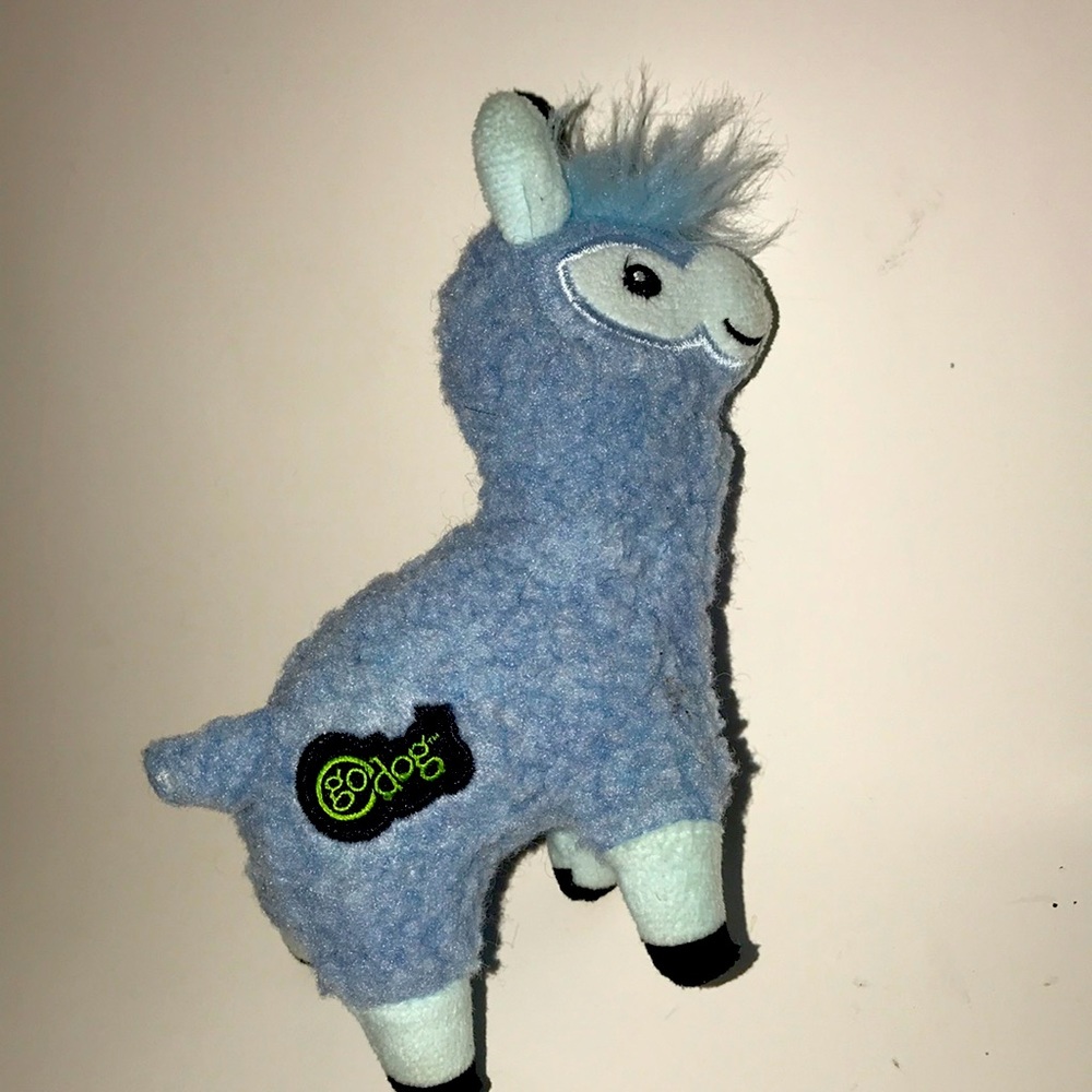 goDog Blue Buck Tooth Llama Dog Toy